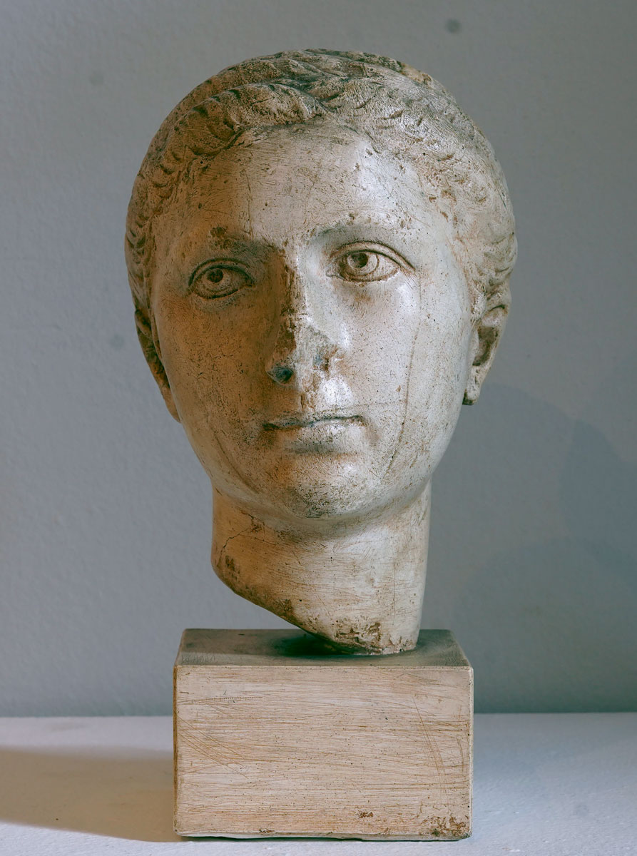 Glava carice Plautile